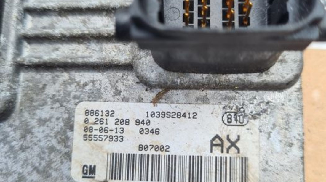 Calculator motor Ecu Opel Corsa D 1.2i 16v 59 kw 80 cp 55557933 AX