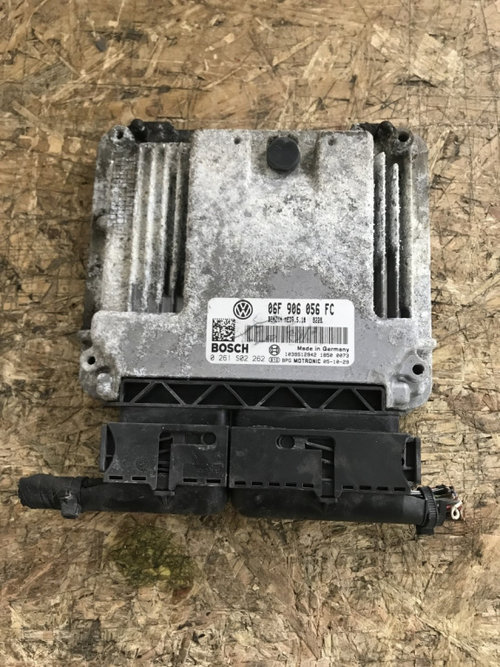 Calculator motor ECU Passat b6 2.0 FSI 110 KW Tiptronic sedan 2006 (06F906056FC)