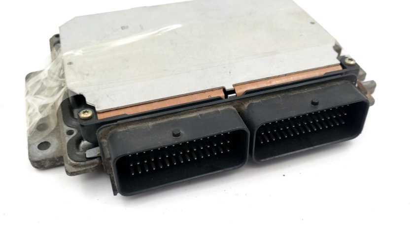 Calculator Motor / ECU Renault LAGUNA 1 1993 - 2001 S105961001B