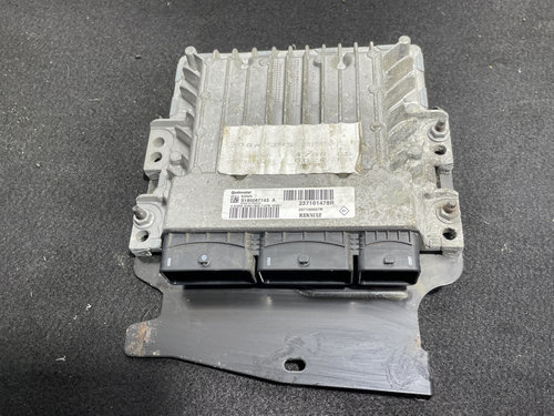Calculator motor ecu RENAULT SCENIC III DCI PRIVILÈGE EURO 5, 81 KW/110 cp, 1461 cm³, sedan 2011 (...