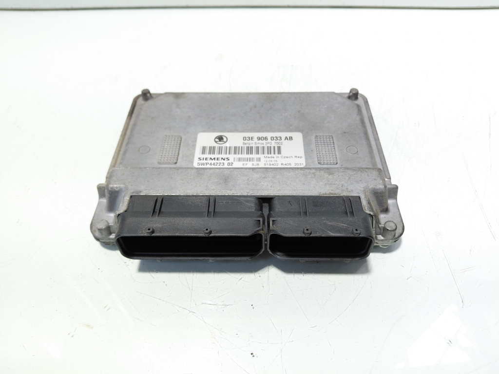 Calculator motor ECU Siemens, cod 03E906033AB, Skoda Fabia 1 (6Y2) 1.2 benz, BME (id:706580)