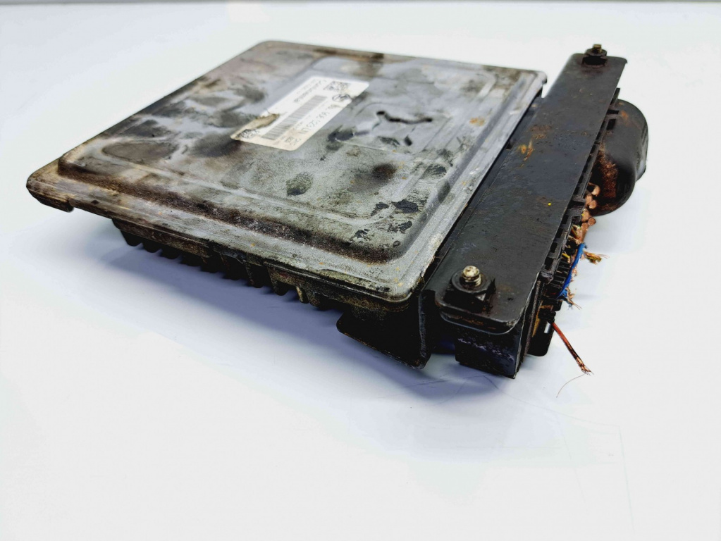 Calculator motor ECU Skoda Fabia 2 Combi (5J, 545) [Fabr 2007-2014] 03L906023LN 5WP42689AA 1.6 TDI CAYC 77KW / 105CP 1.6 TDI CAYC 77KW / 105CP