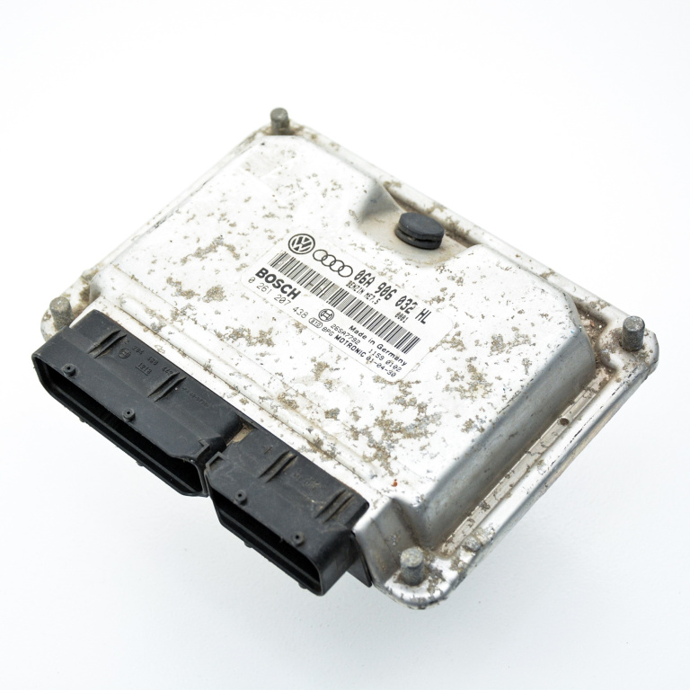 Calculator Motor / ECU Skoda OCTAVIA 1 (1U) 1996 - 2010 06A906032HL, 0261207438