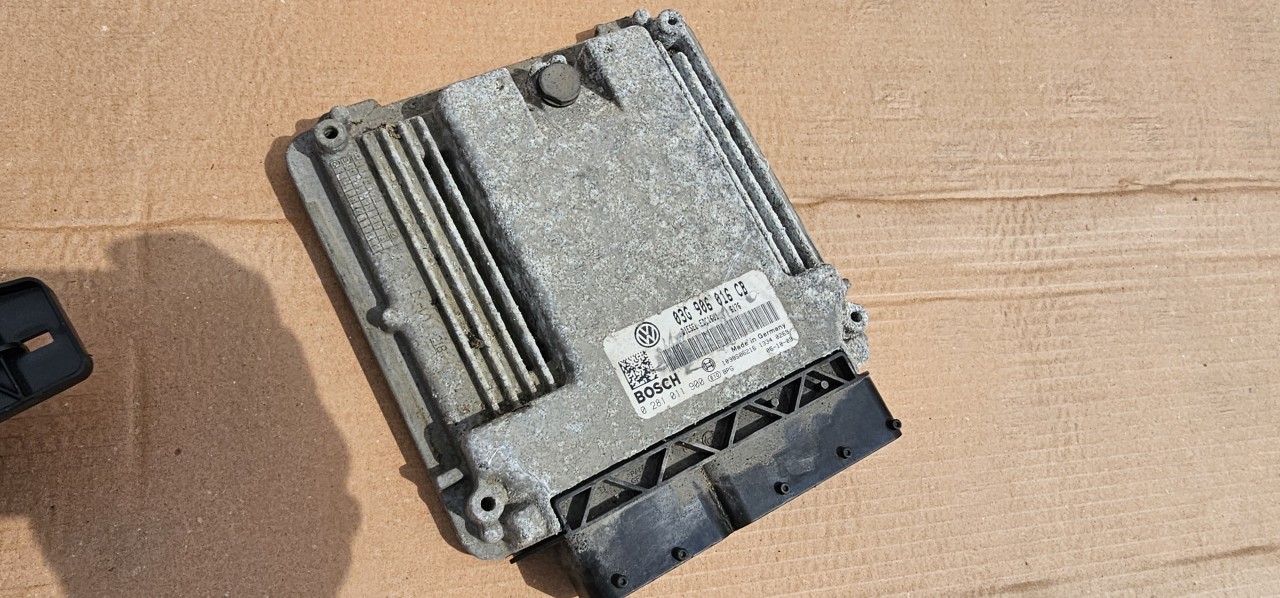 Calculator motor ECU Skoda Octavia 2 1.9 TDI 2005 2006 2007 2008