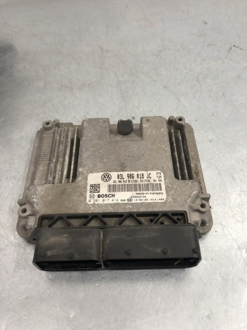 Calculator motor ecu Skoda Superb 2 Combi 2.0 TDI DSG Automat 140cp sedan 2012 (03L906018JC)