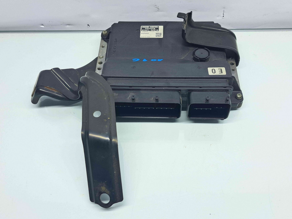 Calculator motor ECU Toyota Rav 4 III (ACA3, ACE, ALA3, GSA3, ZSA3) [Fabr 2005-2013] 89661-42C10 2.2 2AD 100KW / 136CP 2.2 2AD 100KW / 136CP