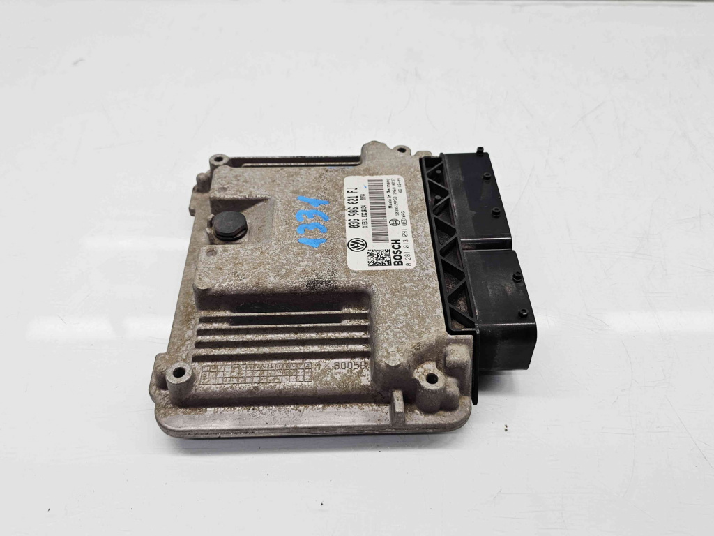 Calculator motor ECU Volkswagen Golf 5 Plus (5M1) [Fabr 2005-2008] 03G906021FJ 1.9 TDI BLS 77KW / 105CP
