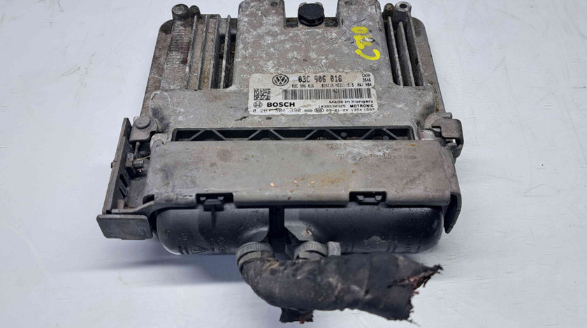 Calculator motor ECU Volkswagen Golf 6 (5K1) [Fabr 2009-2013] 03C906016 0261S04390 1.4 Benz CAXA 90KW 122CP