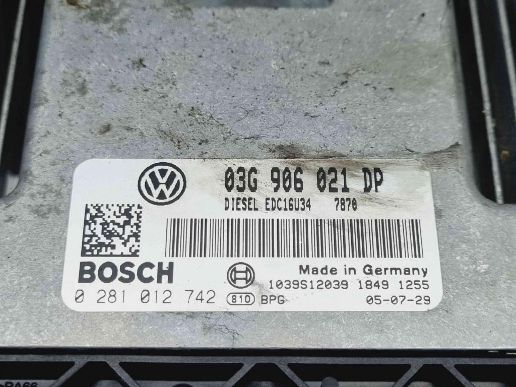 Calculator motor ECU Volkswagen Passat B6 Variant (3C5) [Fabr 2005-2010] 03G906021DP 0281012742 1.9 TDI BKC 77KW / 105CP 1.9 TDI BKC 77KW / 105CP