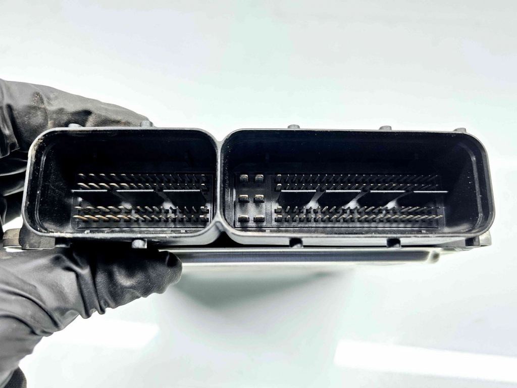 Calculator motor ECU Volkswagen Sharan (7N) [Fabr 2011-prezent] 04L907309K 0281030170 2.0 TDI DFSF 55KW / 75CP