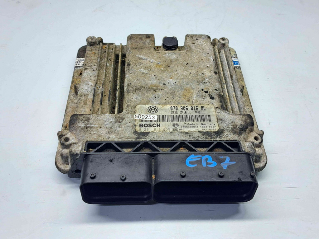 Calculator motor ECU Volkswagen Touareg (7LA, 7L6) [Fabr 2003-2010] 070906016BL 0281011859 2.5 TDI BAC 128KW / 174CP 2.5 TDI BAC 128KW / 174CP