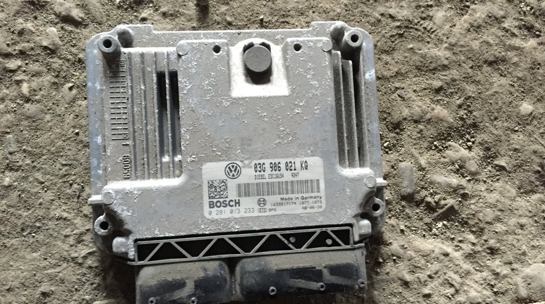 Calculator motor ECU Vw Golf 5 1.9 TDI BXE 2005 2006 2007 2008