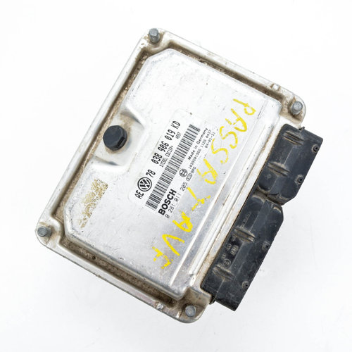 Calculator Motor / ECU VW PASSAT B5, B5.5 1996 - 2005 Motorina 038906019KD, 0281011205