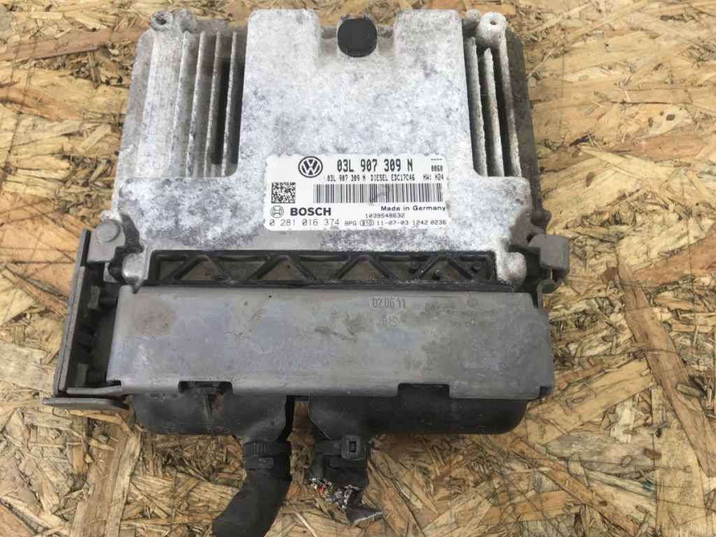Calculator motor ECU VW Passat B7 2.0TDI combi 2012 (03L907309N)