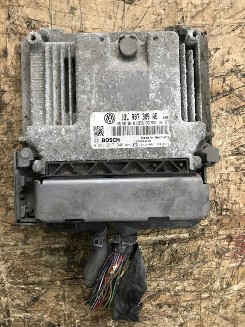 Calculator motor ECU VW Passat B7 R-Line 2013 4x4 Automat DSG combi 2013 (03L907309AE)