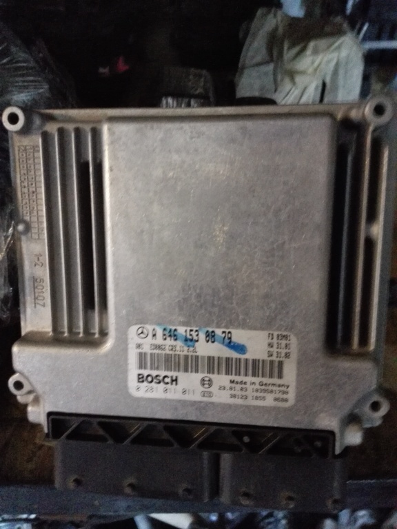 Calculator motor ecu w211 A6461530879 0281011011