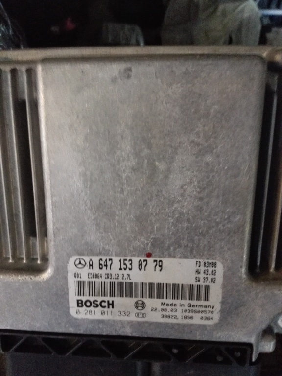 Calculator motor ecu w211 A6471530779 0281011332