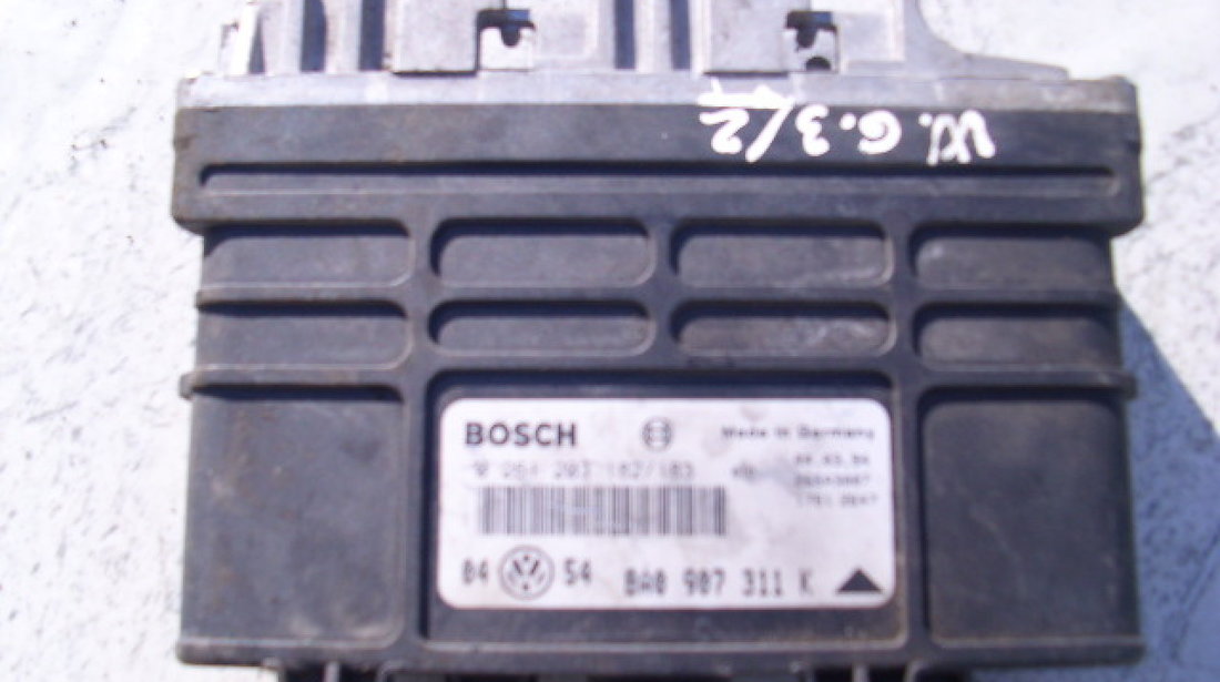 Calculator motor fara cip VW Golf 3 1.8i; 0261 203 182/183 // 8A0 907 318 K