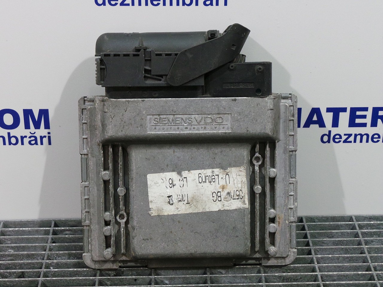 CALCULATOR MOTOR FORD FOCUS FOCUS 2.0 INJ - (2004 2008)