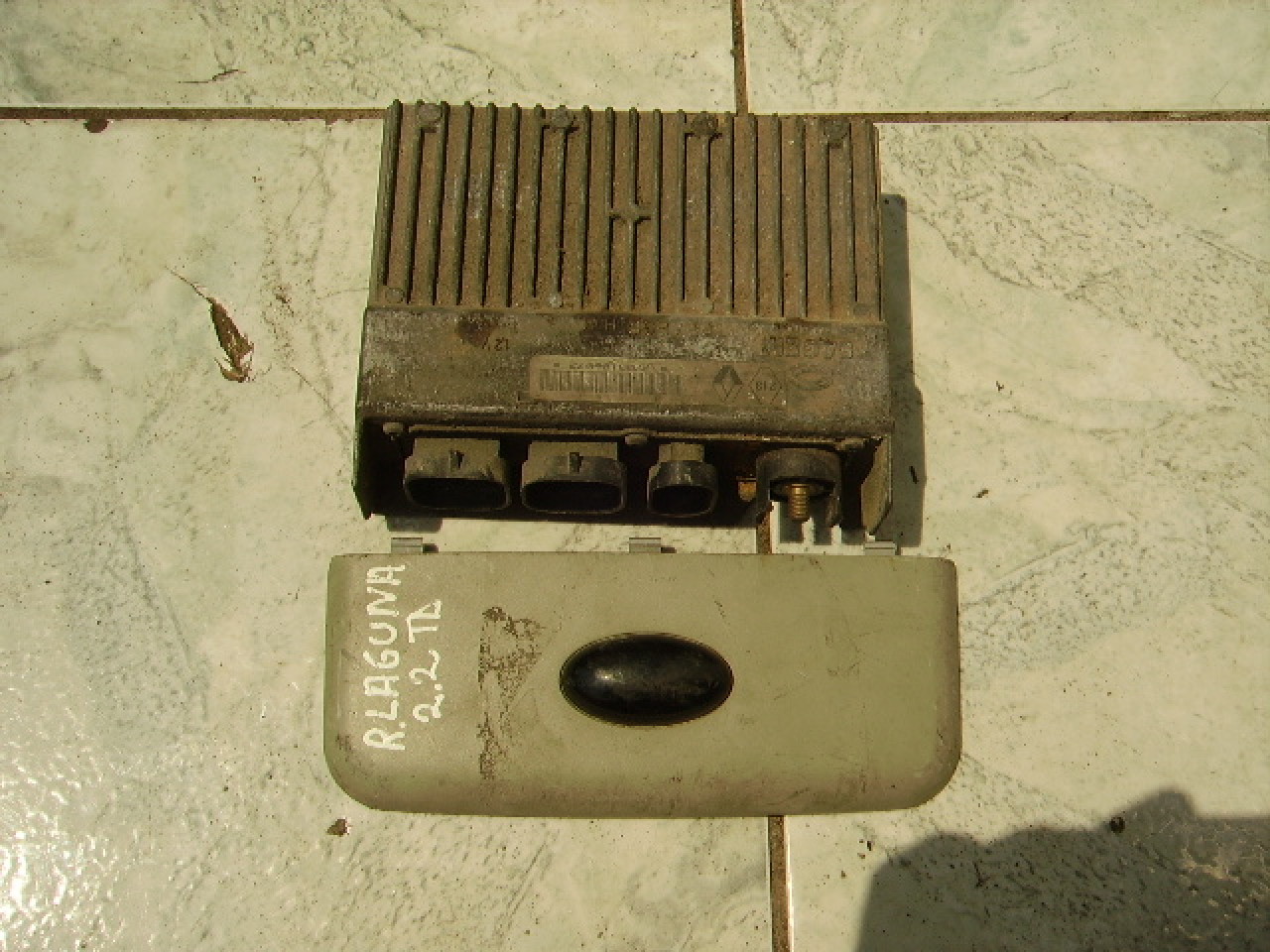 Calculator motor (incomplet) Renault Laguna 2.2dt; 7700106072