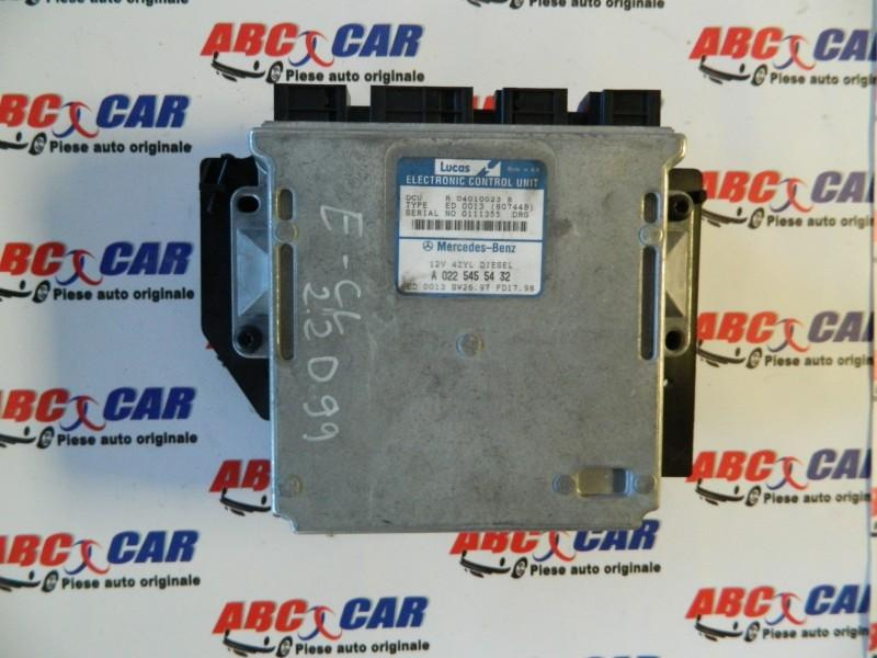 Calculator motor Mercedes C-Class 2001-2007 W203 A0225455432