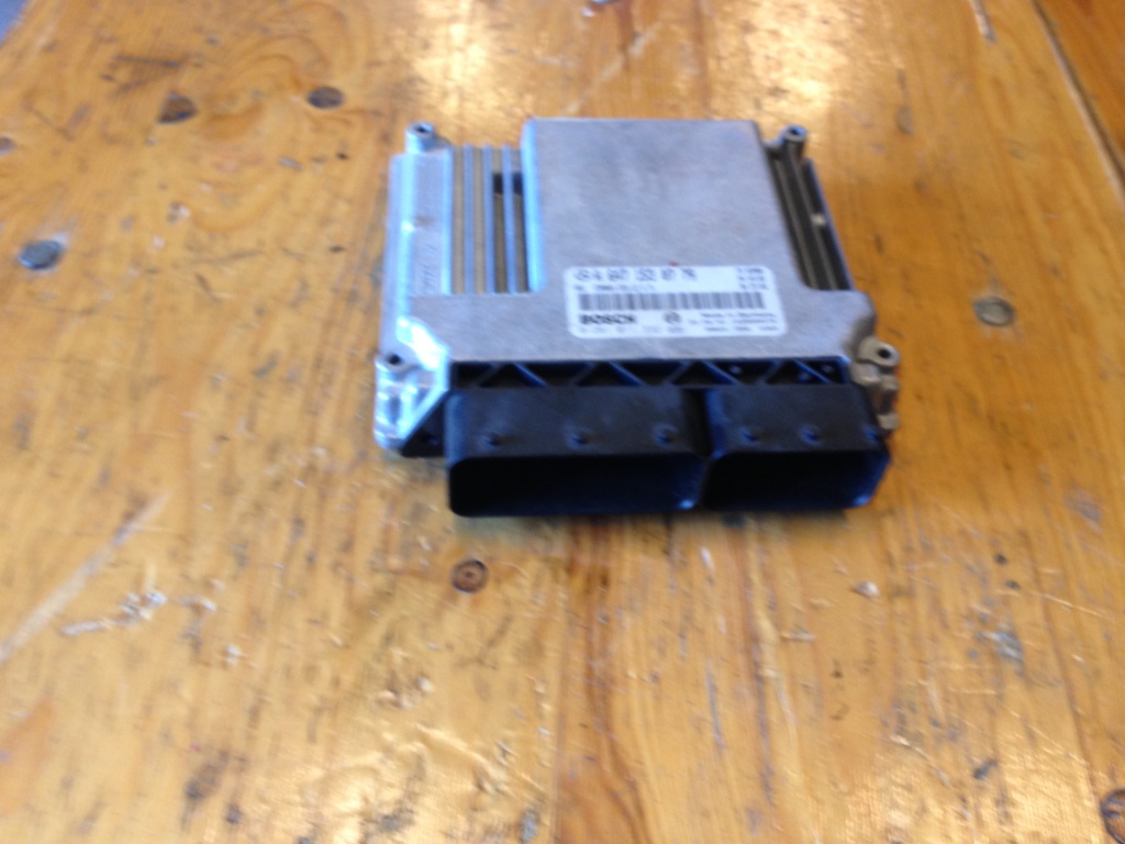 Calculator motor mercedes e220 w211