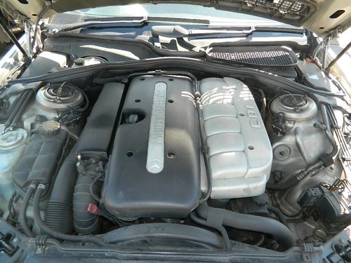 Calculator motor Mercedes S-Class W220 320 Cdi model 1999-2005