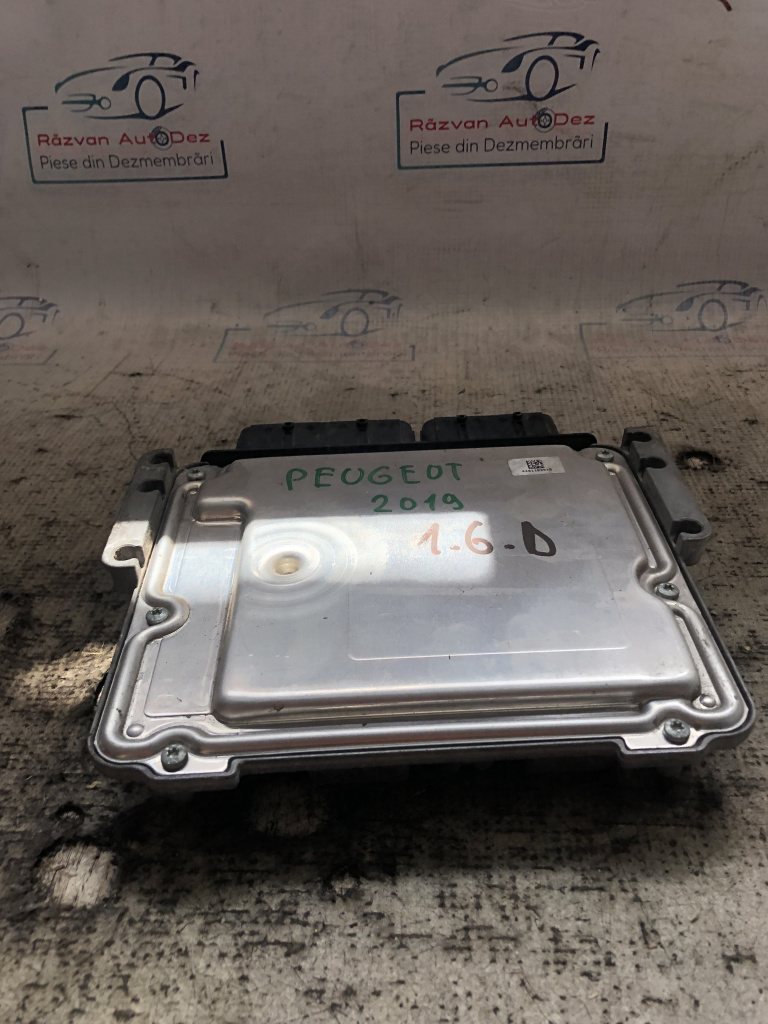Calculator motor Peugeot 3008 1.6 Motorina 2019, 9823724980