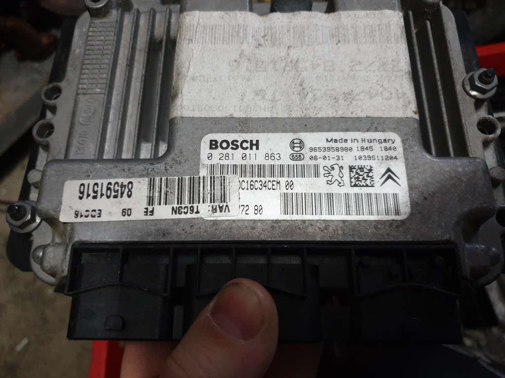 Calculator Motor Peugeot 307 1,6HDI 90CP 9HX 2006 cod 9653958980