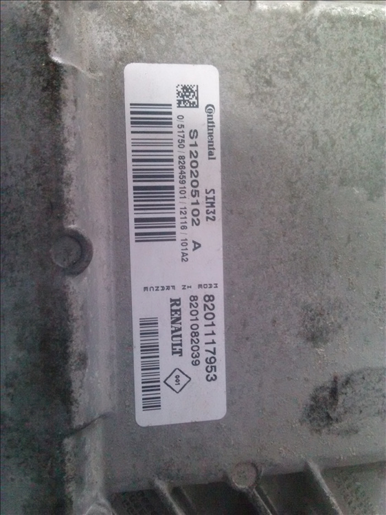 Calculator motor RENAULT CLIO SYMBOL 1.2 B an fabr 2011