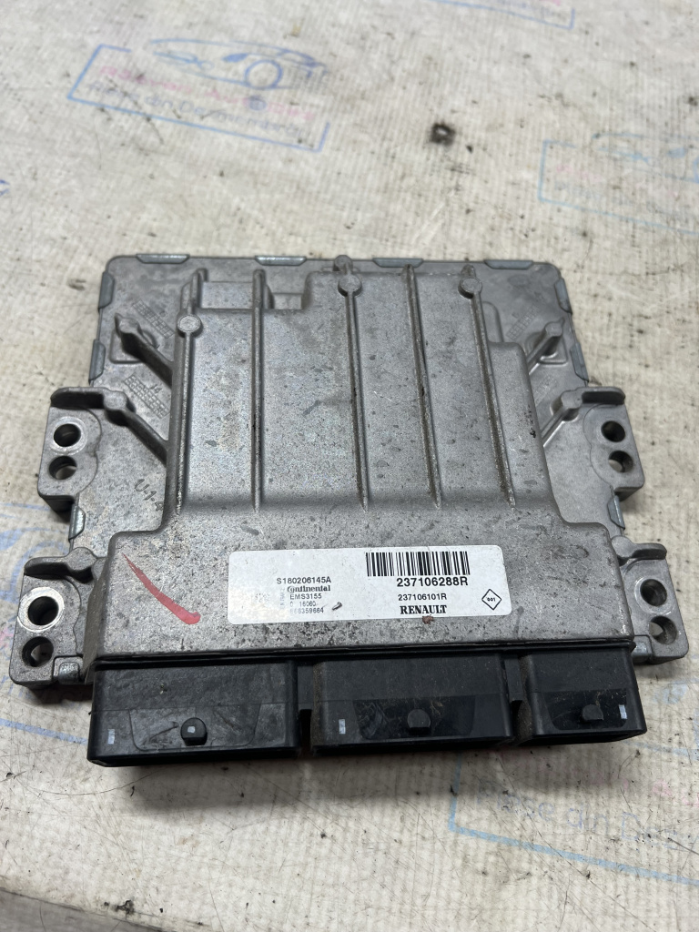 Calculator motor Renault Kadjar 1.2 Benzina 2017, 237106288R