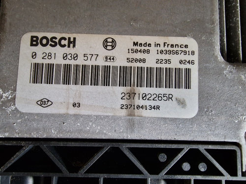 Calculator Motor Renault Master 2.3DCI Euro 5 cod 237102265R
