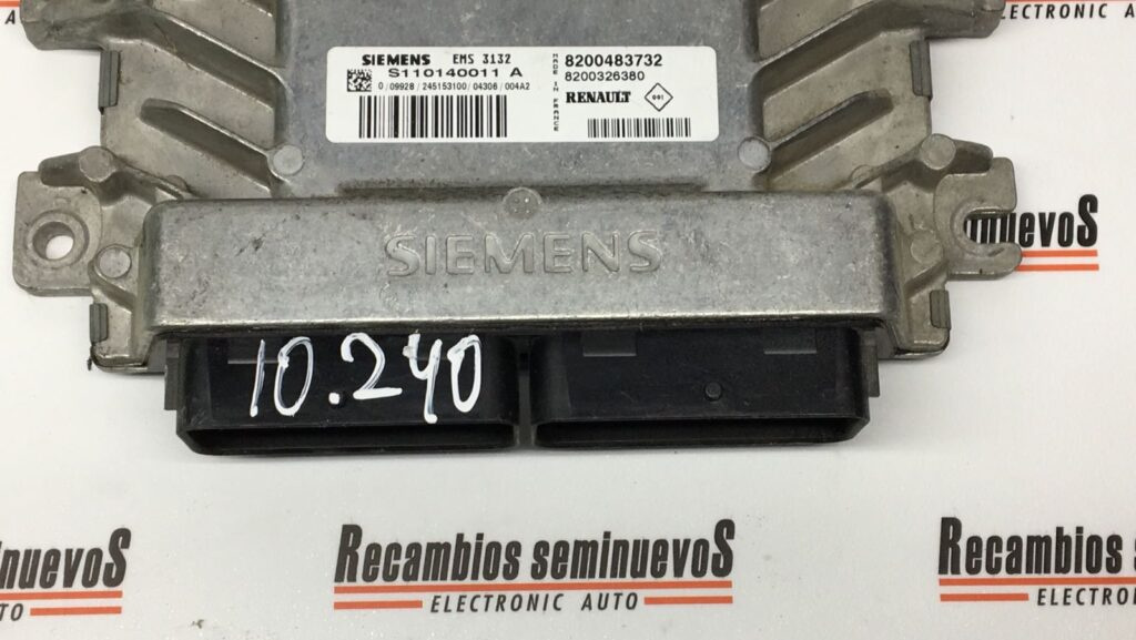 Calculator Motor SIEMENS DACIA LOGAN S110140011 A / S110140011A / EMS 3132 / EMS3132 / 8200483732 / 8200326380S110140011 A / S110140011A / EMS 3132 / EMS3132 / 8200483732 / 8200326380