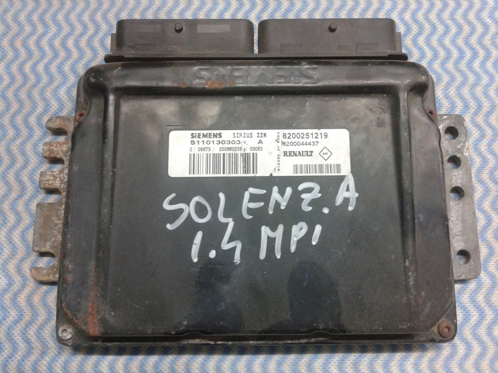 Calculator Motor SIEMENS DACIA SOLENZA S110130303 A / S110130303A / SIRIUS 32N / SIRIUS32N / 8200251219 / 8200044437S110130303 A / S110130303A / SIRIUS 32N / SIRIUS32N / 8200251219 / 8200044437