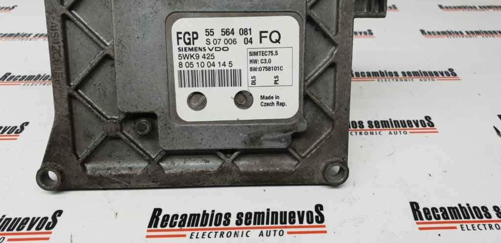 Calculator Motor SIEMENS OPEL ZAFIRA 55564081 FQ / 55564081FQ / S 07 006 04 / S0700604 / 5WK9 425 / 5WK9425 / SIMTEC75.5 / SIMTEC75 5 / SIMTEC755 / HW C3 0 / HWC30 / SW 0758101C / SW0758101C55564081 FQ / 55564081FQ / S 07 006 04 / S0700604 / 5WK9 425