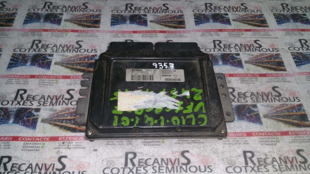 Calculator Motor SIEMENS RENAULT CLIO S110130074 C / S110130074C / SIRIUS 32N / SIRIUS32N / 8200108405 / 8200044437S110130074 C / S110130074C / SIRIUS 32N / SIRIUS32N / 8200108405 / 8200044437