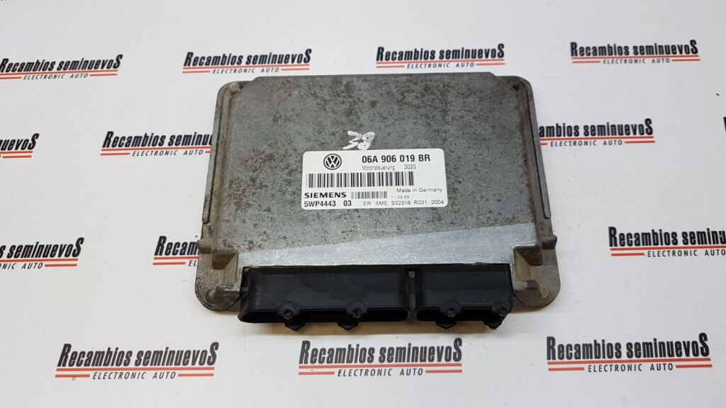 Calculator Motor SIEMENS SEAT LEON 06A 906 019 BR / 06A906019BR / 5WP4443 03 / 5WP44430306A 906 019 BR / 06A906019BR / 5WP4443 03 / 5WP444303