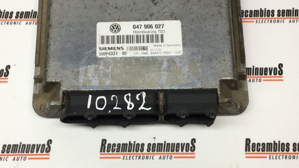 Calculator Motor SIEMENS VOLKSWAGEN LUPO 047 906 027 / 047906027 / 5WP4331 02,