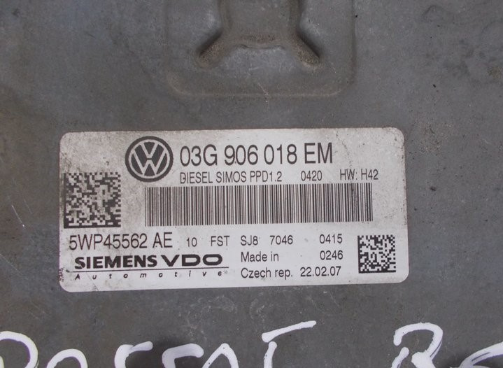 Calculator Motor SIEMENS VOLKSWAGEN PASSAT 03G 906 018 EM / 03G906018EM / 5WP45562 AE / 5WP45562AE / PPD 1.2 / PPD 1 2 / PPD1203G 906 018 EM / 03G906018EM / 5WP45562 AE / 5WP45562AE / PPD 1.2 / PPD 1 2 / PPD12