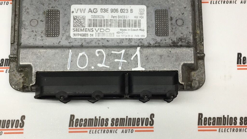 Calculator Motor SIEMENS VOLKSWAGEN POLO 03E 906 023 B / 03E906023B / 5WP40808 04 / 5WP4080804 / SIMOS 9 1 / SIMOS9103E 906 023 B / 03E906023B / 5WP40808 04 / 5WP4080804 / SIMOS 9 1 / SIMOS91