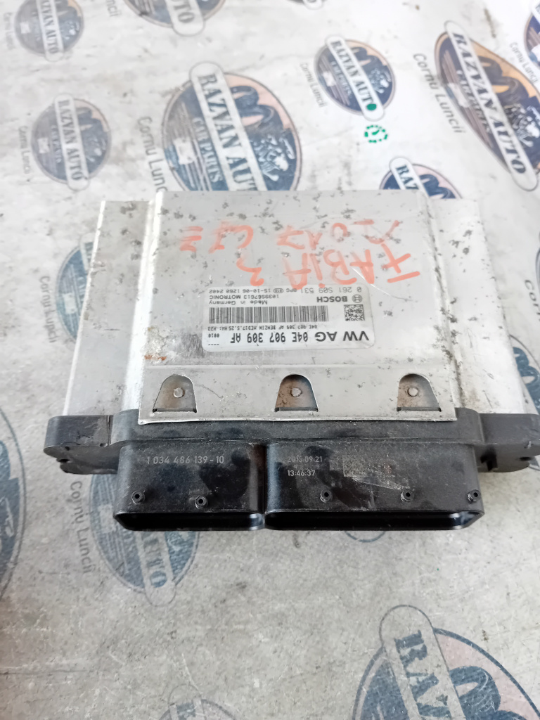 Calculator motor Skoda Fabia 3 1.2 Benzina 2017, 04E907309AF