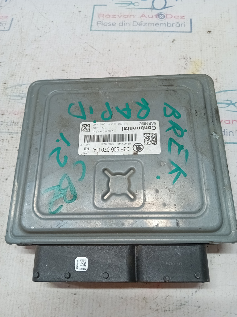 Calculator motor Skoda RAPID 1.2 2015, 03F906070HA
