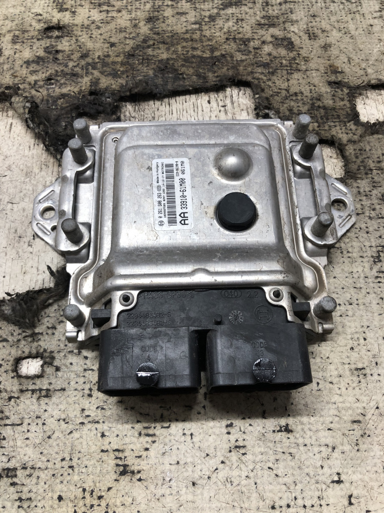 Calculator motor Suzuki SX4 1.6 Benzina 2015, 3391061M00