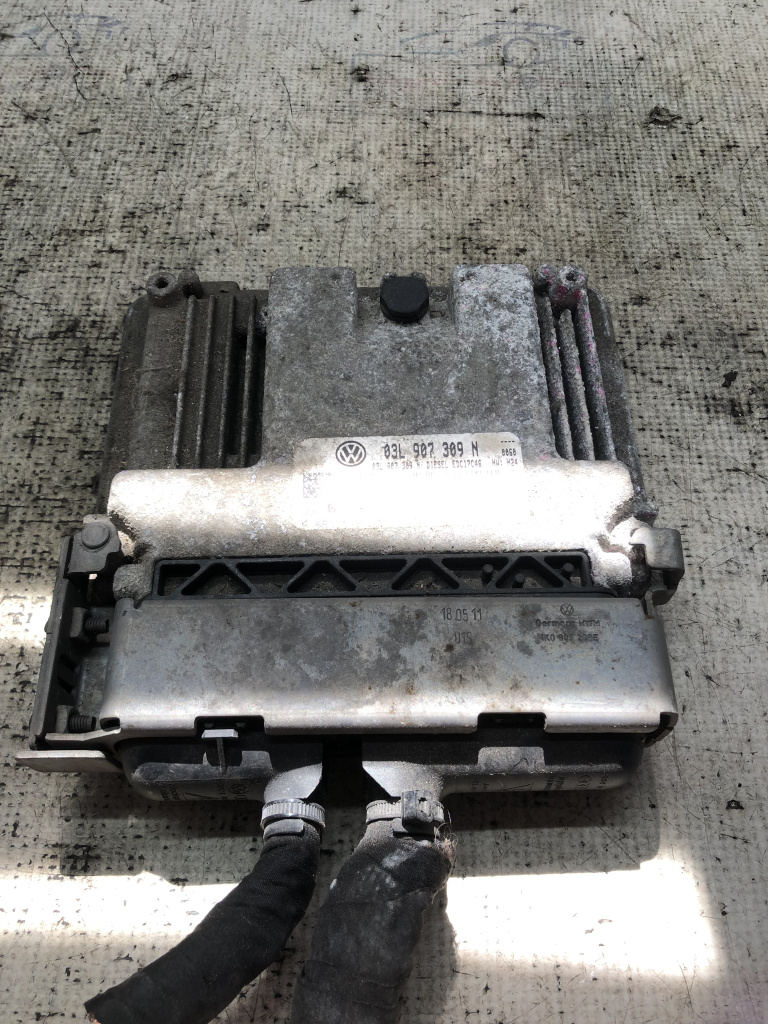 Calculator motor Volkswagen Passat CC 2015, 03L907309N