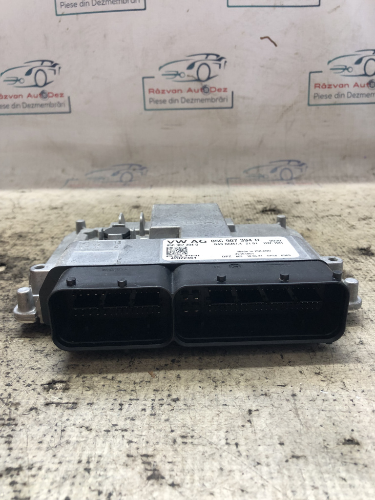 Calculator motor Volkswagen T-Roc 1.0 Benzina 2021, 05C907394D