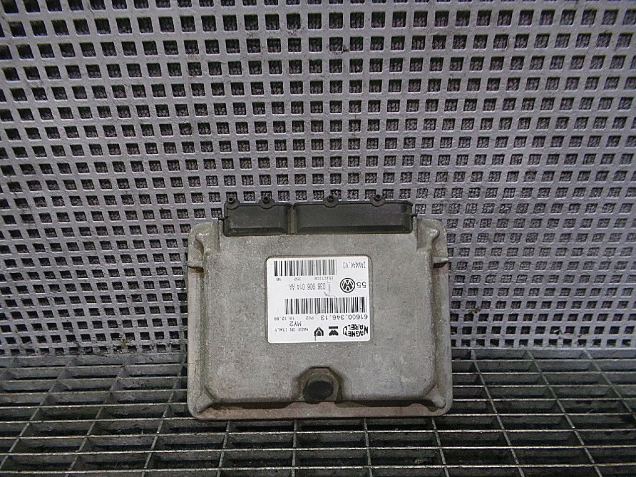 CALCULATOR MOTOR VW GOLF IV 1.4 INJ 16V - (1998 2004)