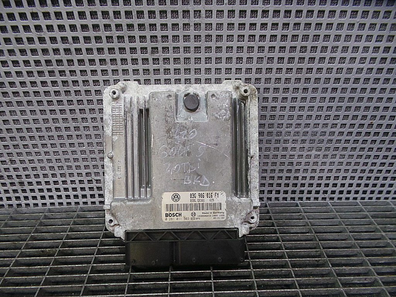 CALCULATOR MOTOR VW GOLF V 2.0 TDI - (2004 2008)