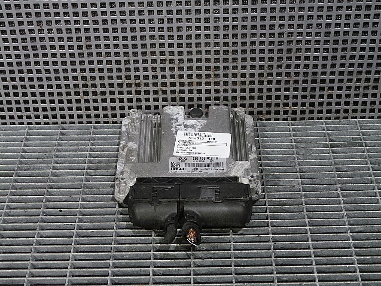 CALCULATOR MOTOR VW GOLF V 2.0 TDI - (2004 2008)