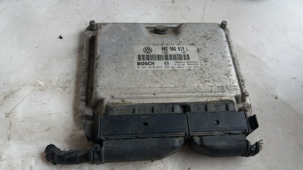 Calculator motor vw lupo 1.4tdi 045906019l 0281010049