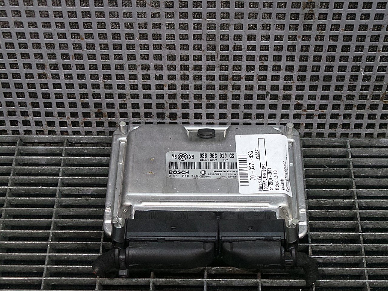 CALCULATOR MOTOR VW PASSAT 1.9 TDI - (2000 2004)